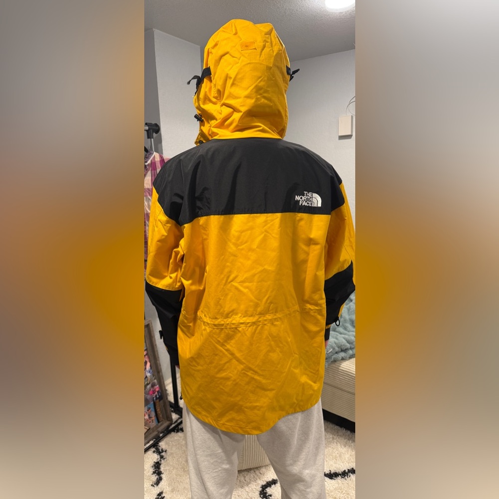 The North Face Gore-Tex Shell Jacket Yellow Black Men’s XL - Picture 11 of 17
